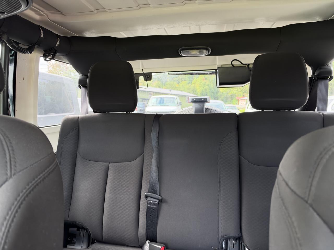 Jeep Wrangler Unlimited Sport 4WD 2017