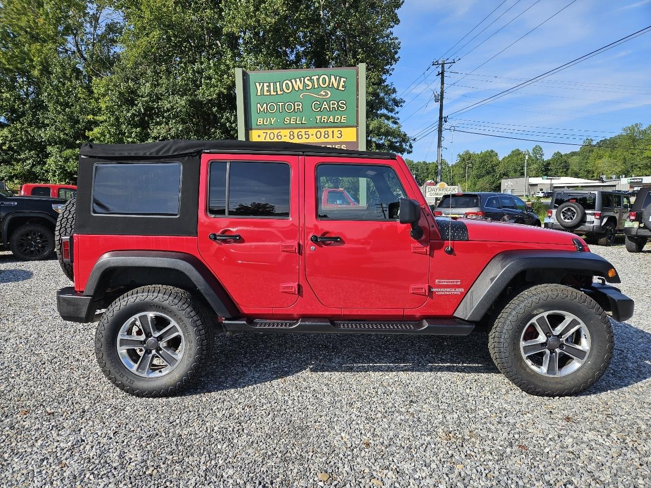 Jeep Wrangler Unlimited Sport 4WD 2012