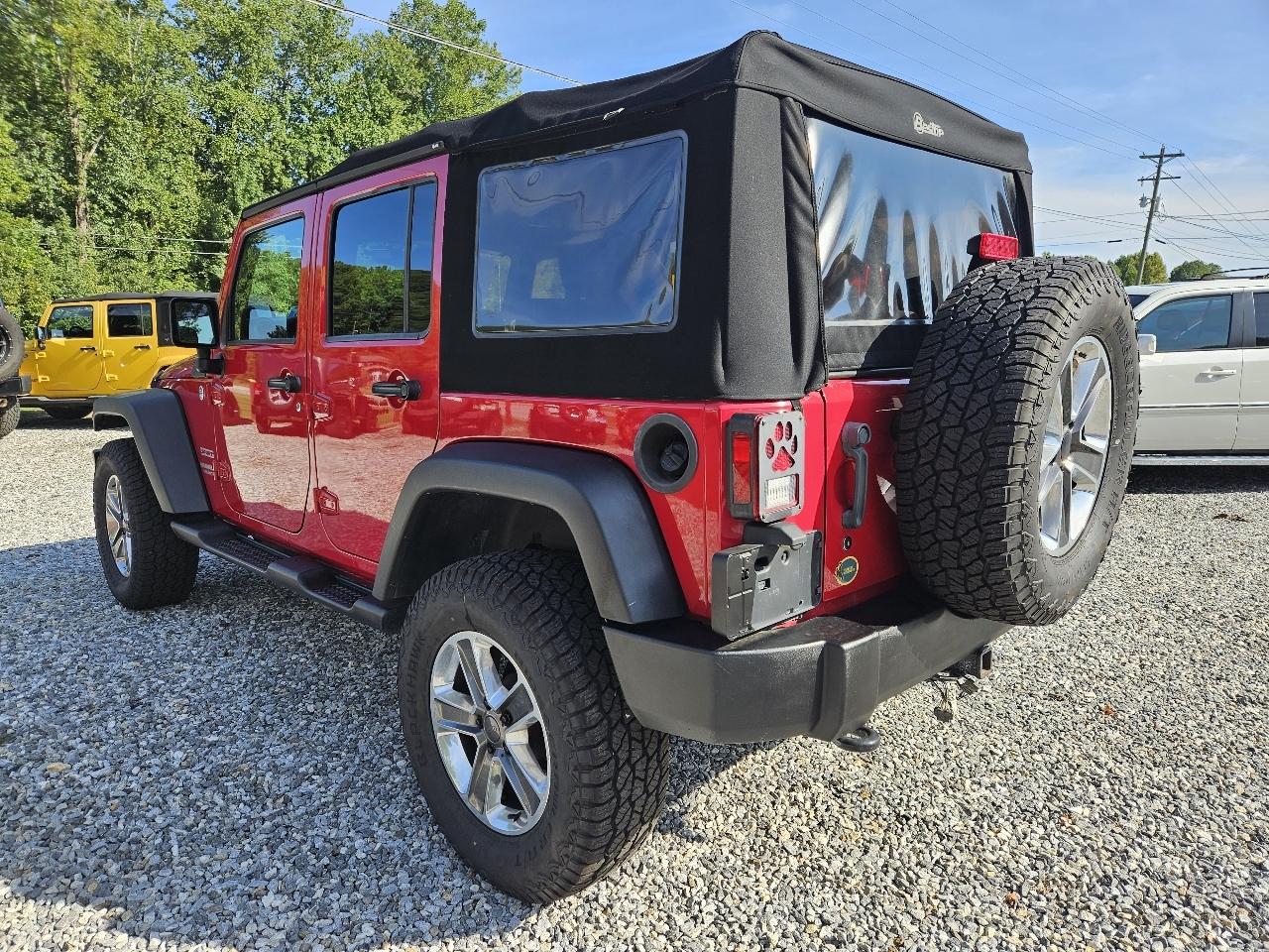 Jeep Wrangler Unlimited Sport 4WD 2012
