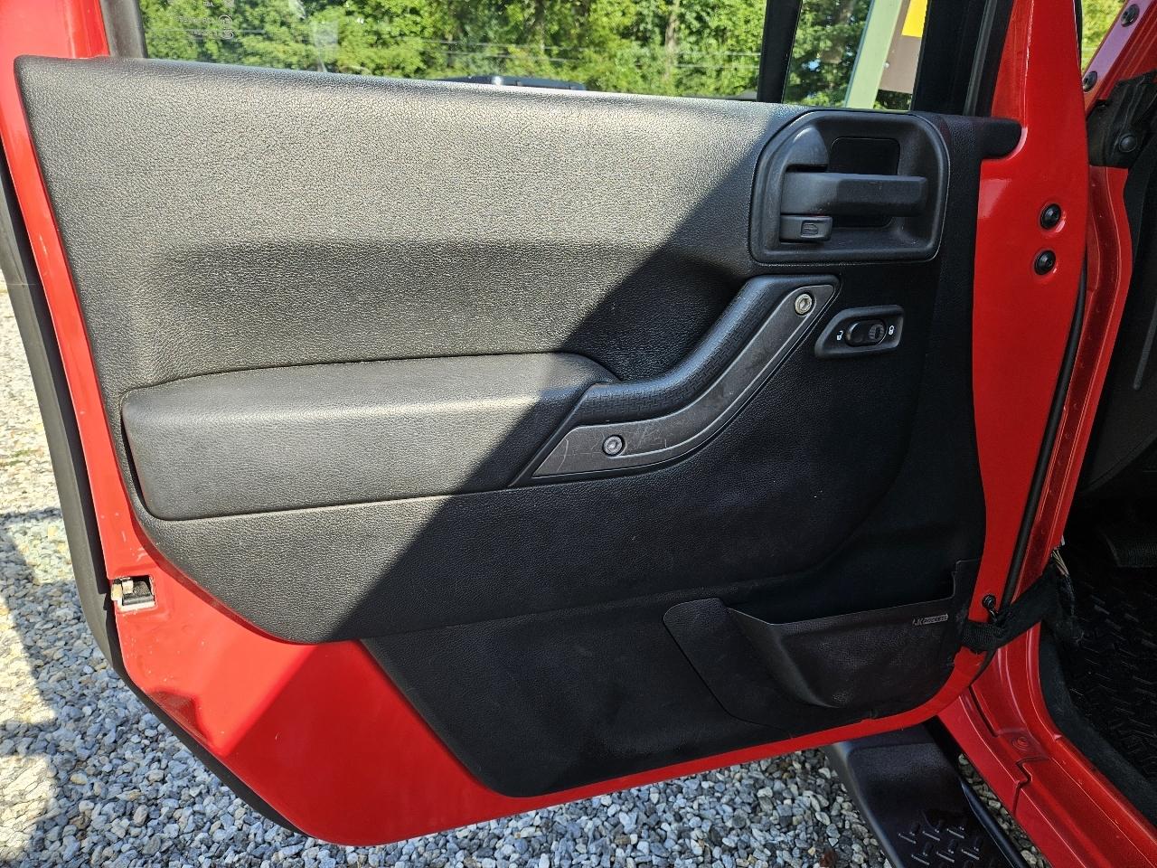 Jeep Wrangler Unlimited Sport 4WD 2012
