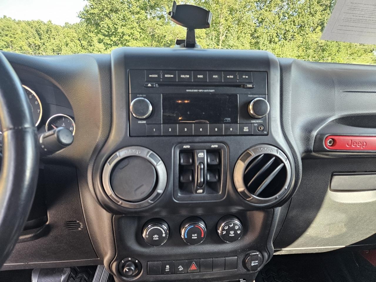 Jeep Wrangler Unlimited Sport 4WD 2012