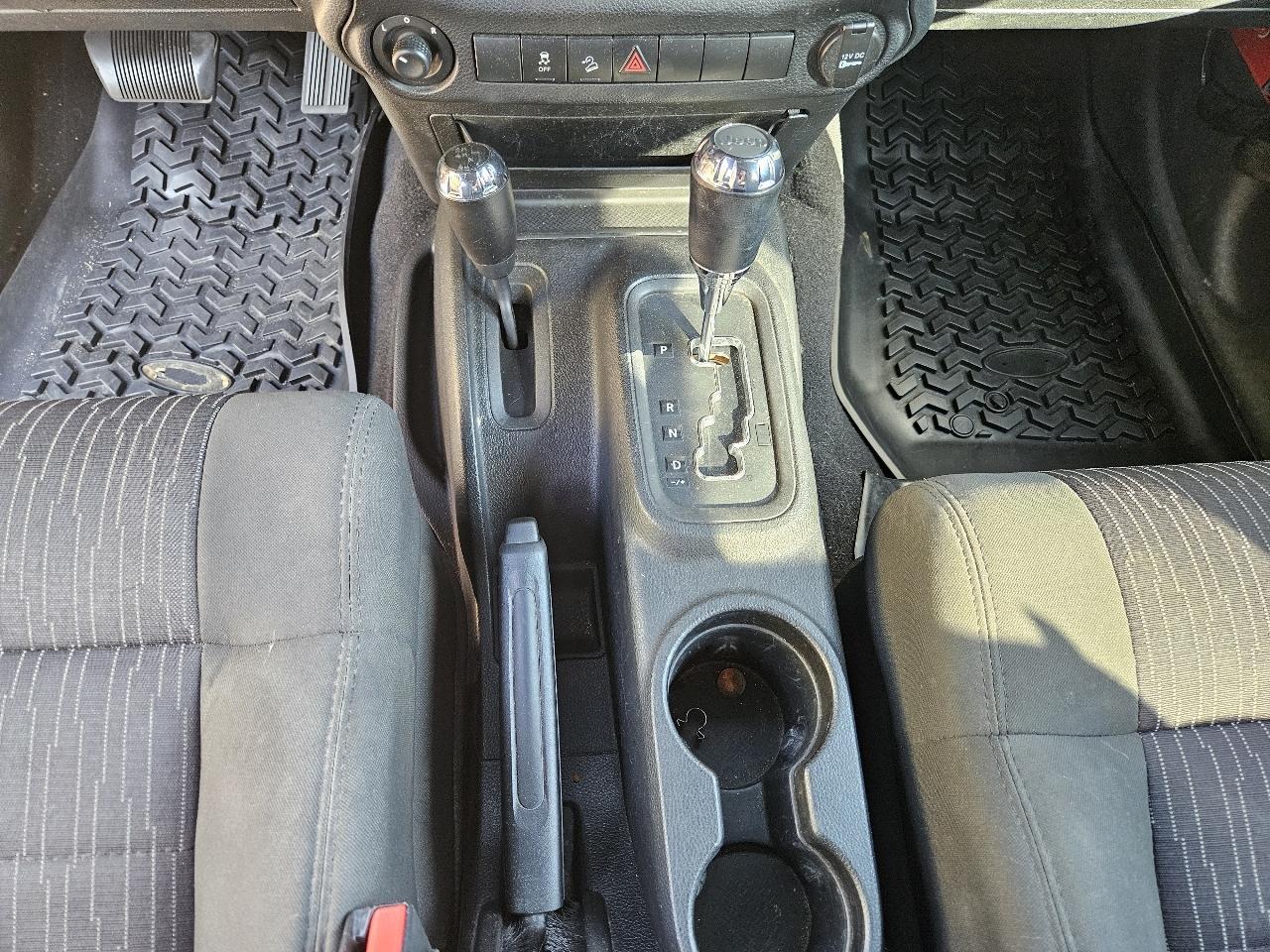 Jeep Wrangler Unlimited Sport 4WD 2012