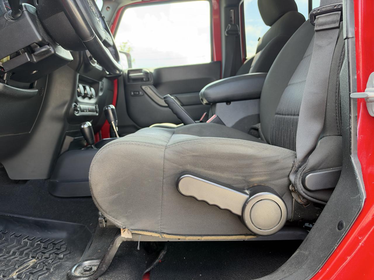 Jeep Wrangler Unlimited Sport 4WD 2012