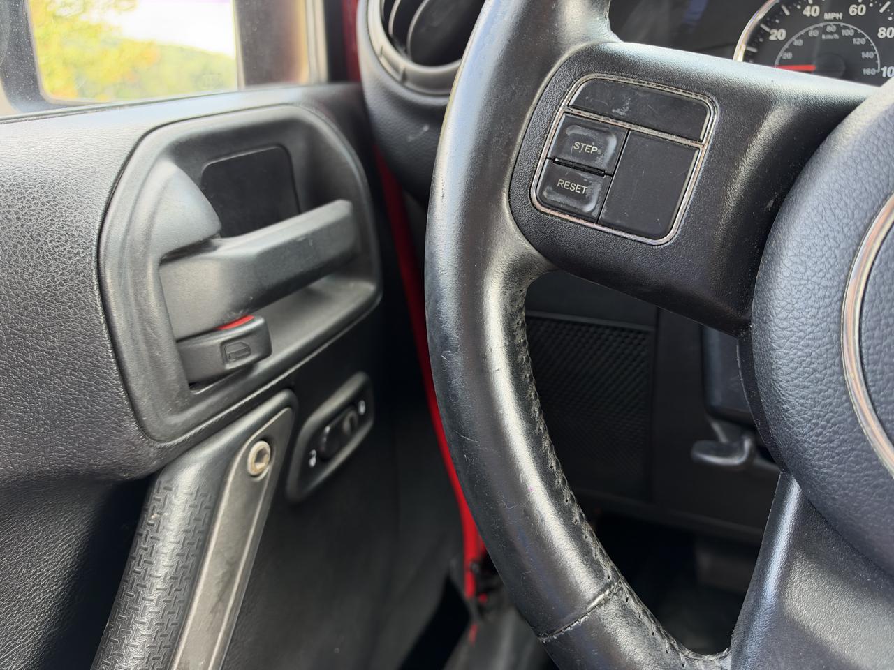 Jeep Wrangler Unlimited Sport 4WD 2012