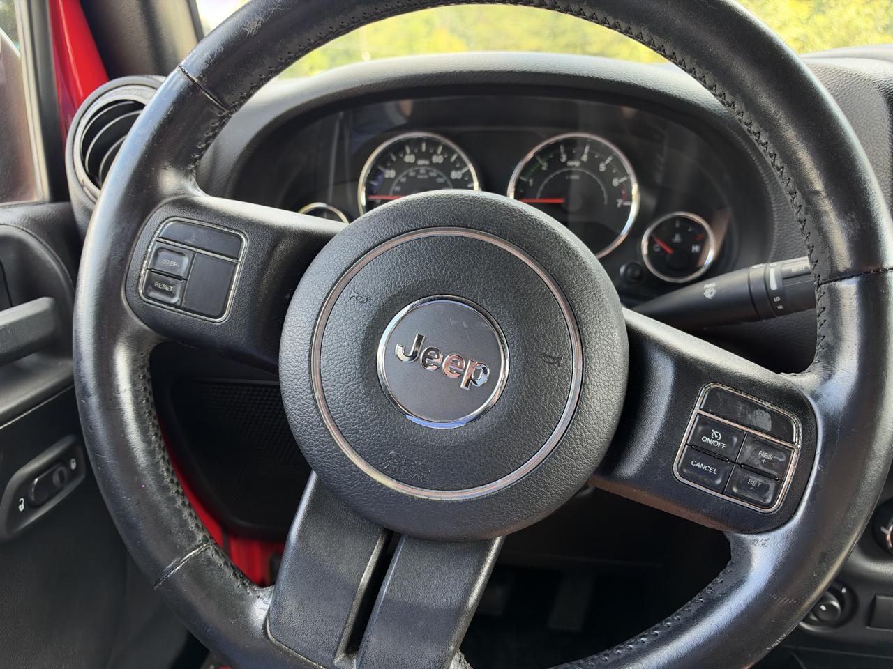 Jeep Wrangler Unlimited Sport 4WD 2012