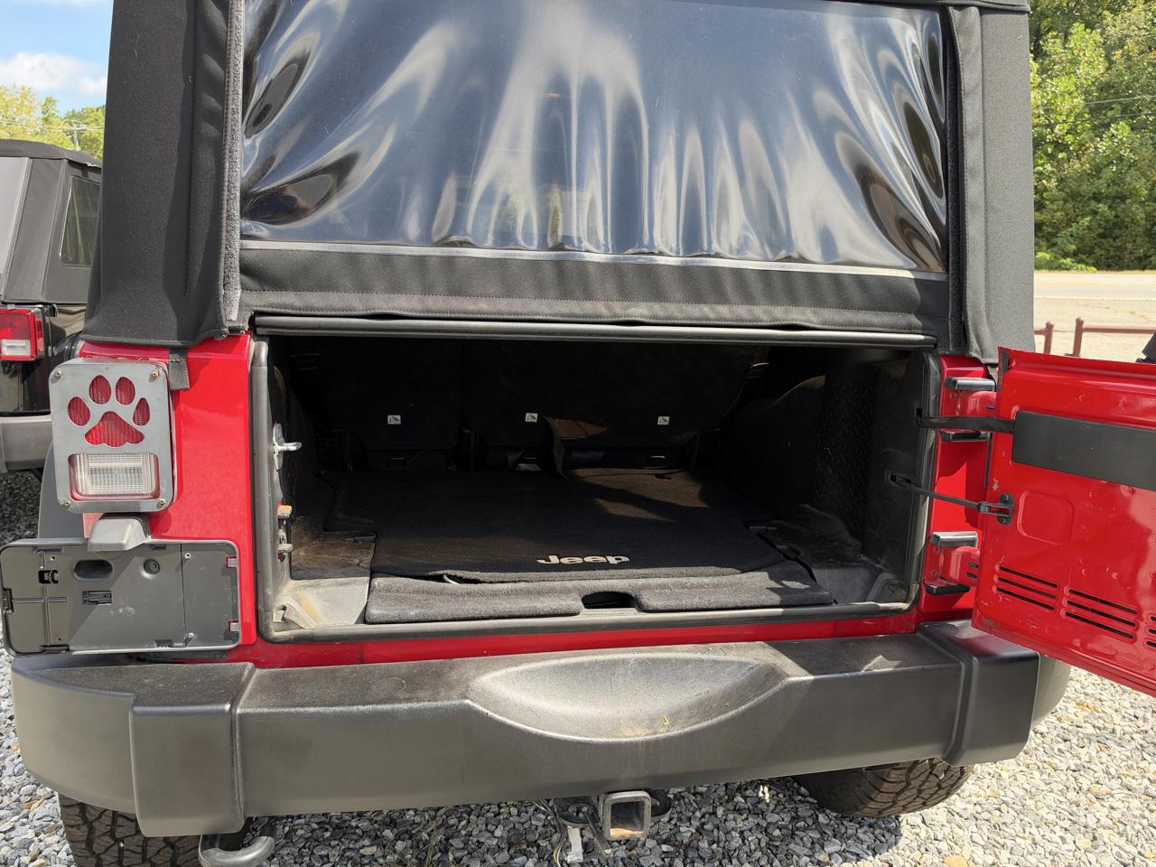 Jeep Wrangler Unlimited Sport 4WD 2012