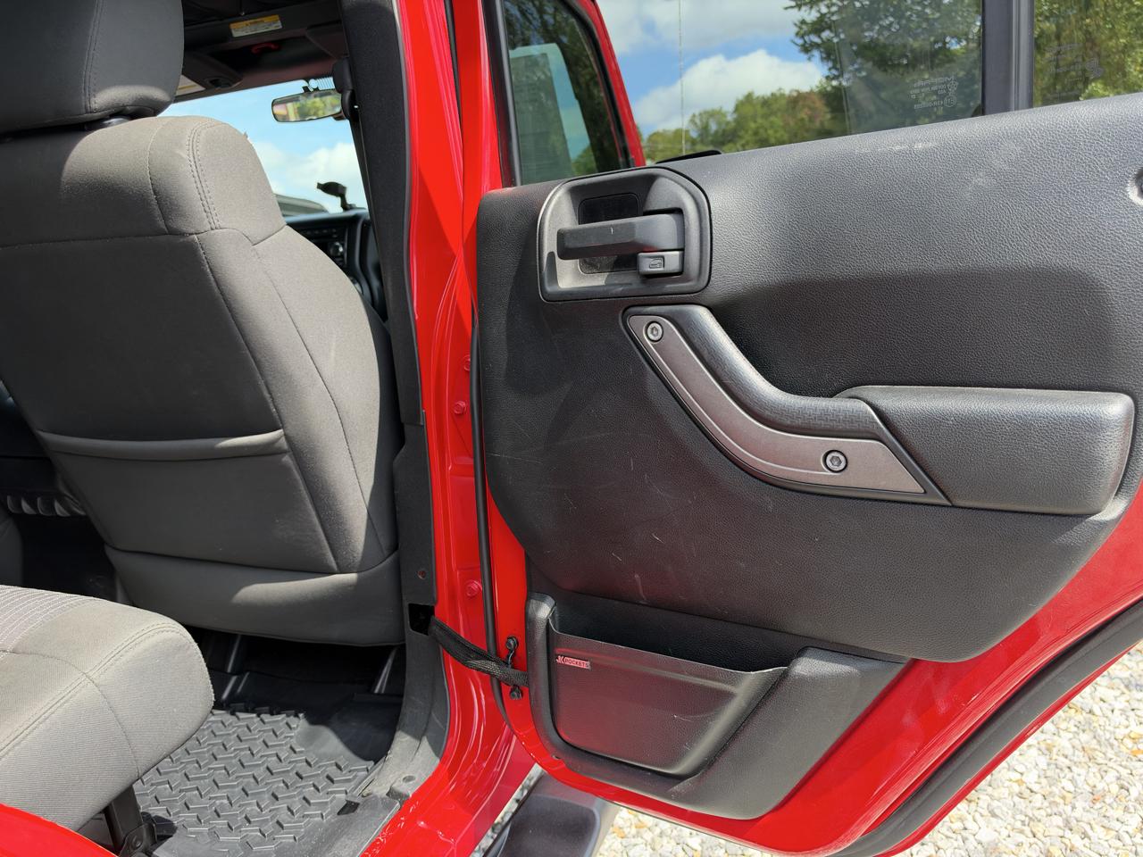 Jeep Wrangler Unlimited Sport 4WD 2012