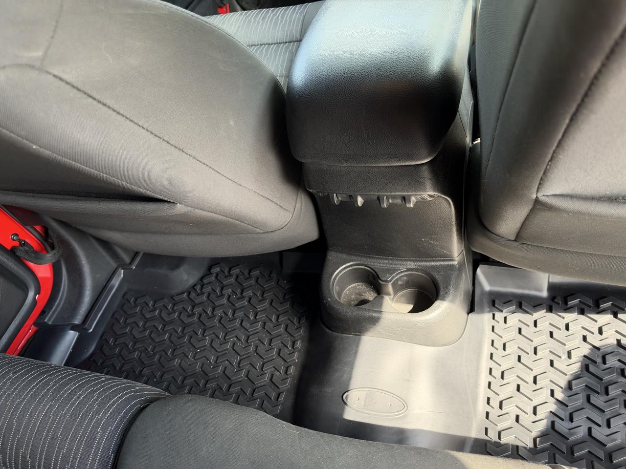 Jeep Wrangler Unlimited Sport 4WD 2012