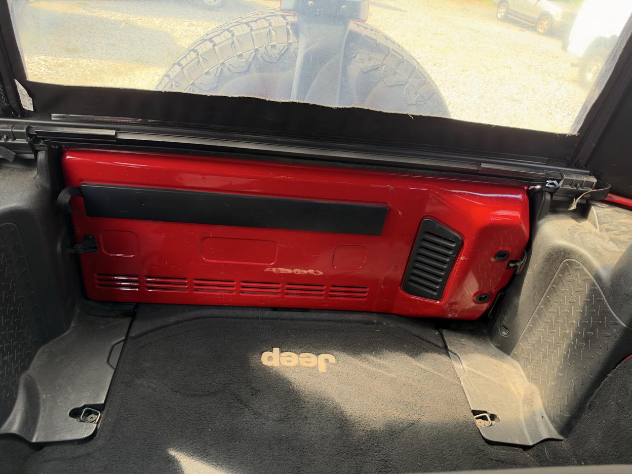 Jeep Wrangler Unlimited Sport 4WD 2012