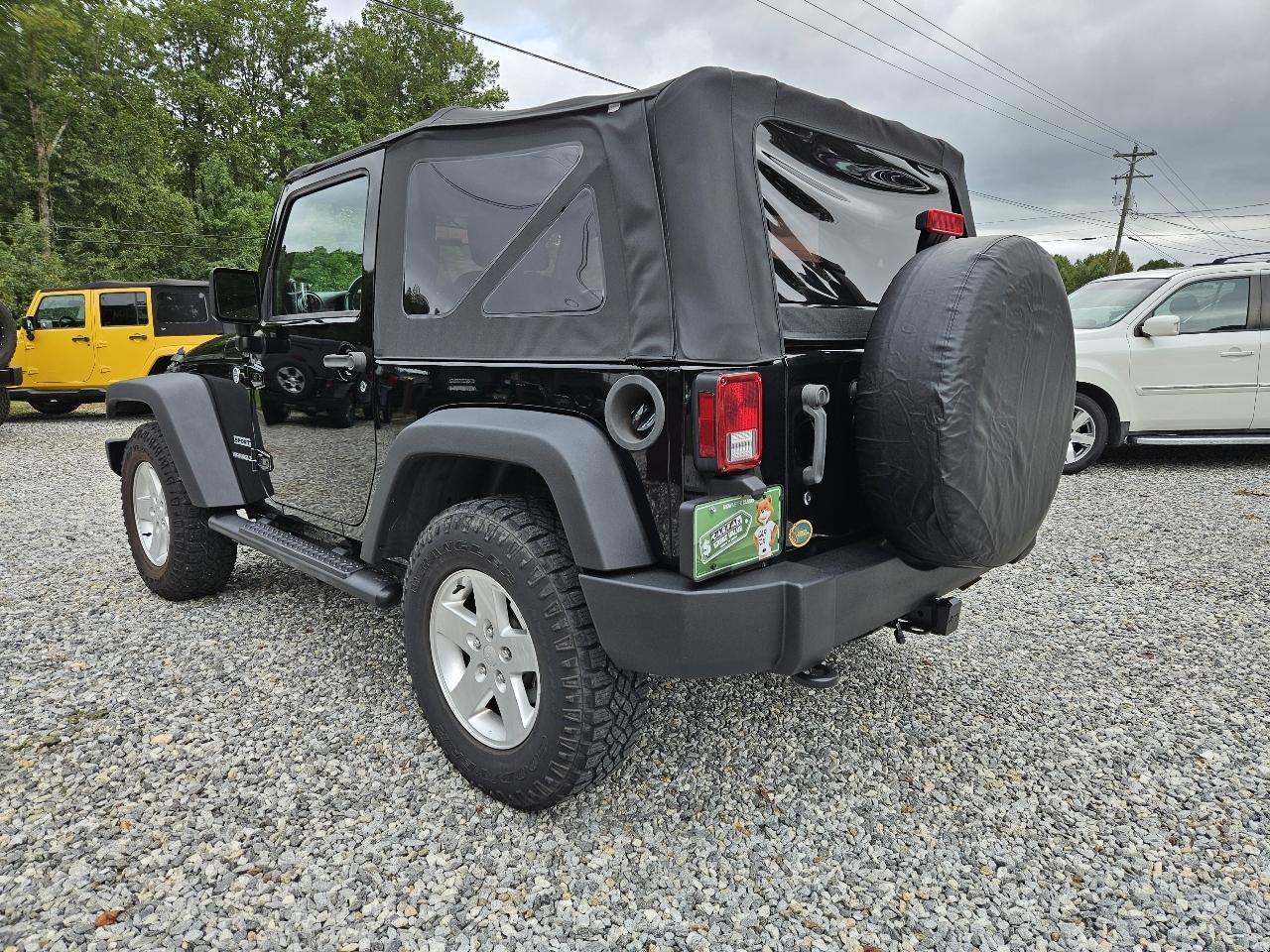 Jeep Wrangler Sport 4WD 2013
