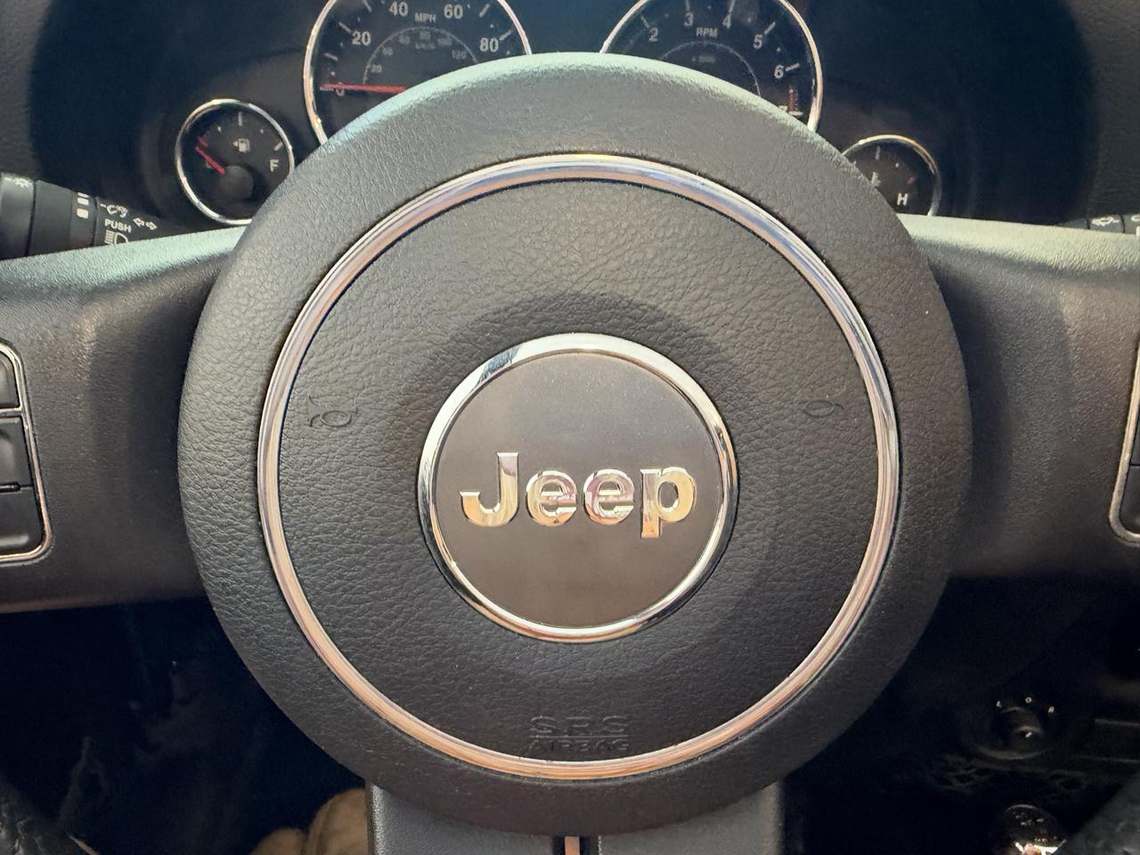 Jeep Wrangler Sport 4WD 2013