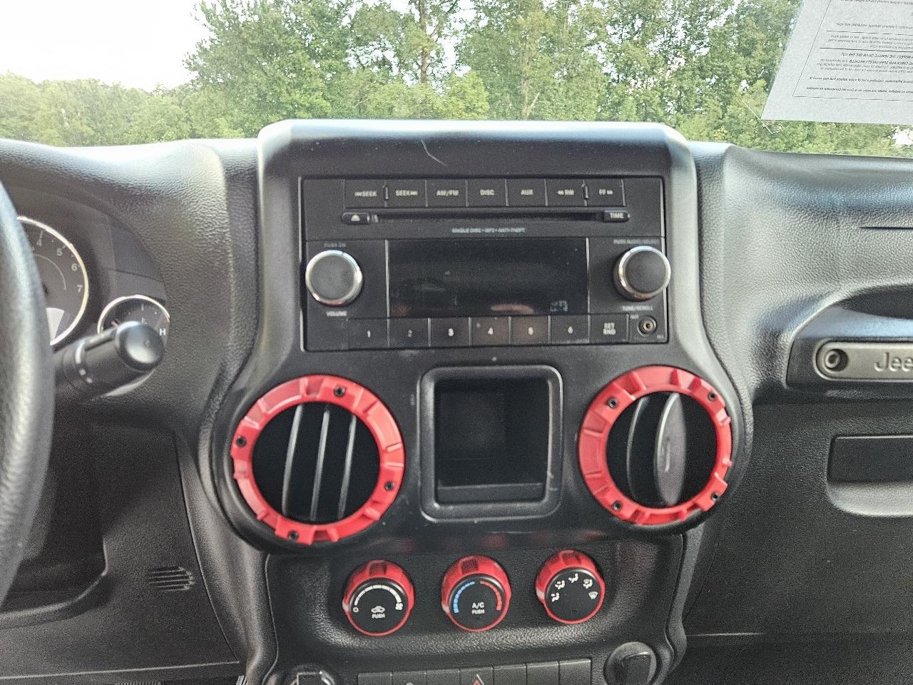 Jeep Wrangler Unlimited Sport 4WD 2012