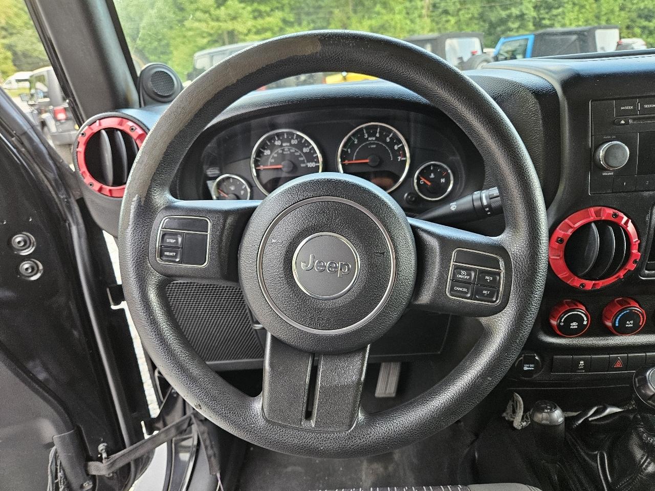Jeep Wrangler Unlimited Sport 4WD 2012