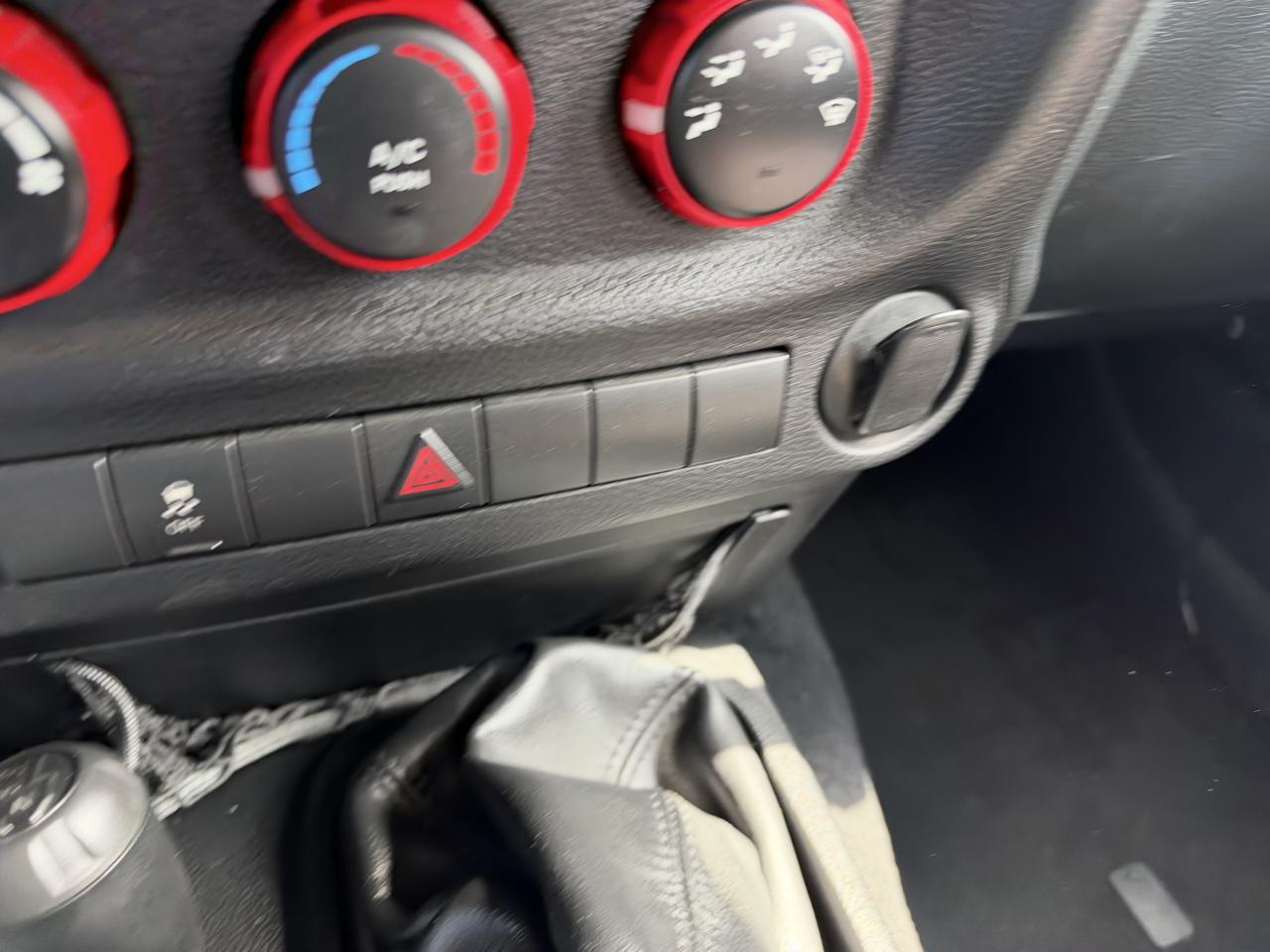 Jeep Wrangler Unlimited Sport 4WD 2012