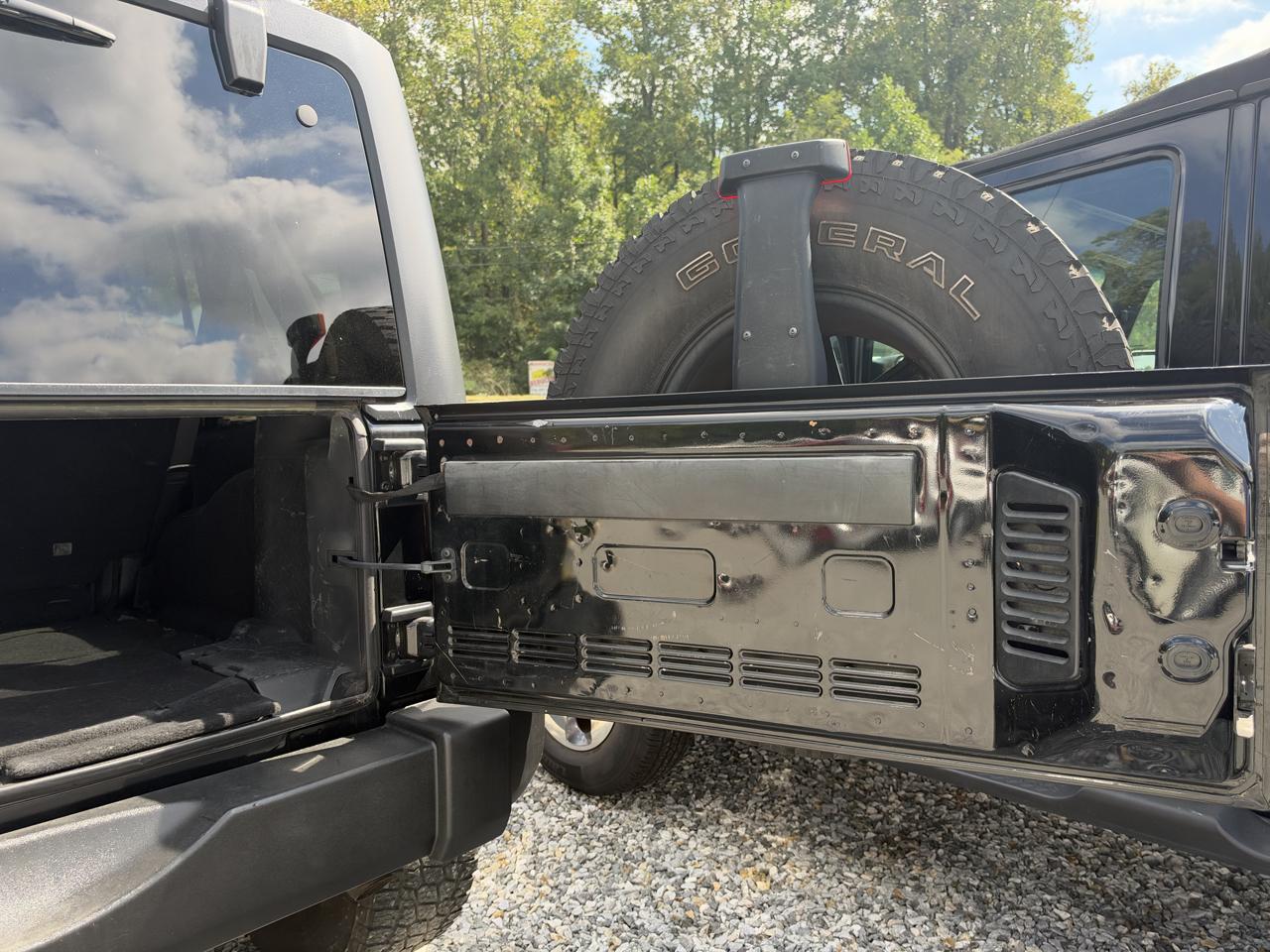 Jeep Wrangler Unlimited Sport 4WD 2012