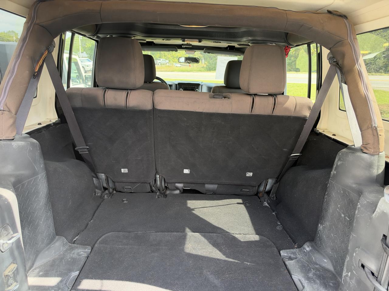 Jeep Wrangler Unlimited Sport 4WD 2012