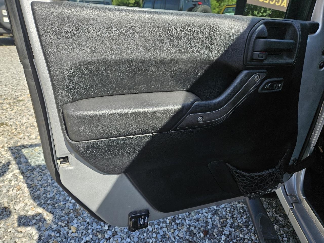 Jeep Wrangler Sport 4WD 2012