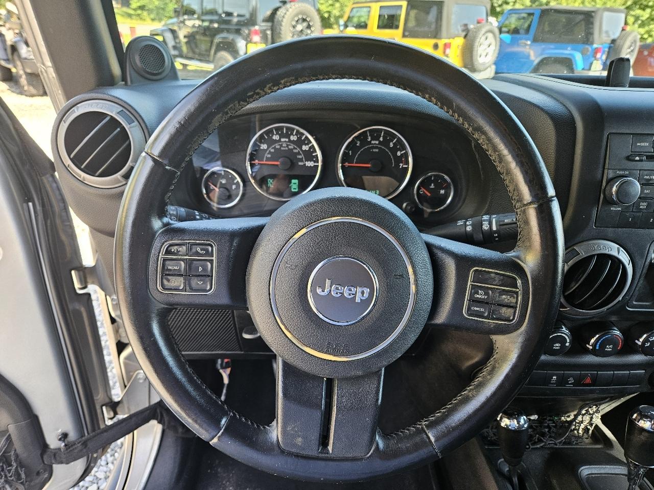 Jeep Wrangler Sport 4WD 2012