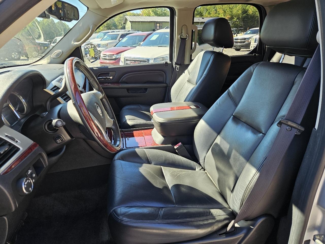 Cadillac Escalade AWD Premium 2010