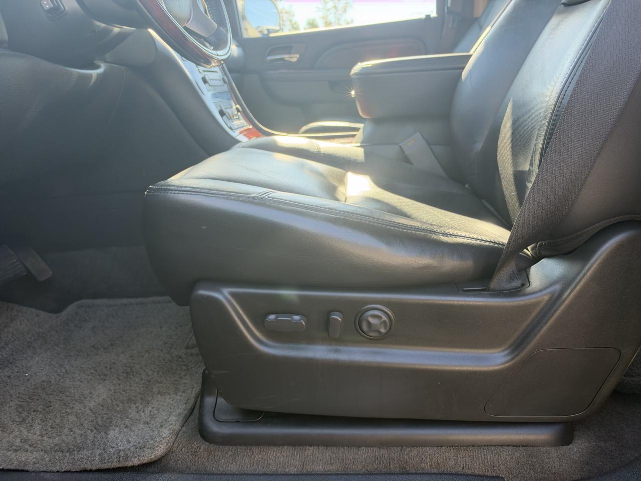 Cadillac Escalade AWD Premium 2010