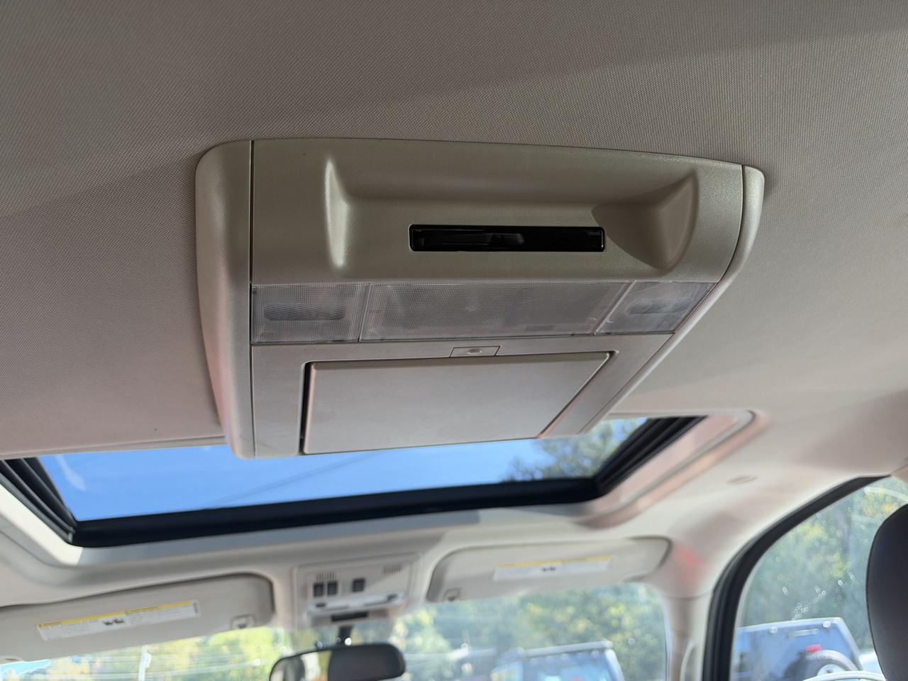 Cadillac Escalade AWD Premium 2010