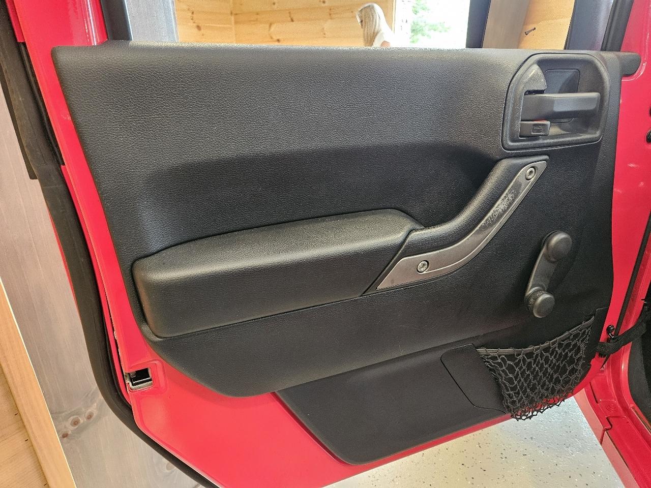 Jeep Wrangler Sport 4WD 2014