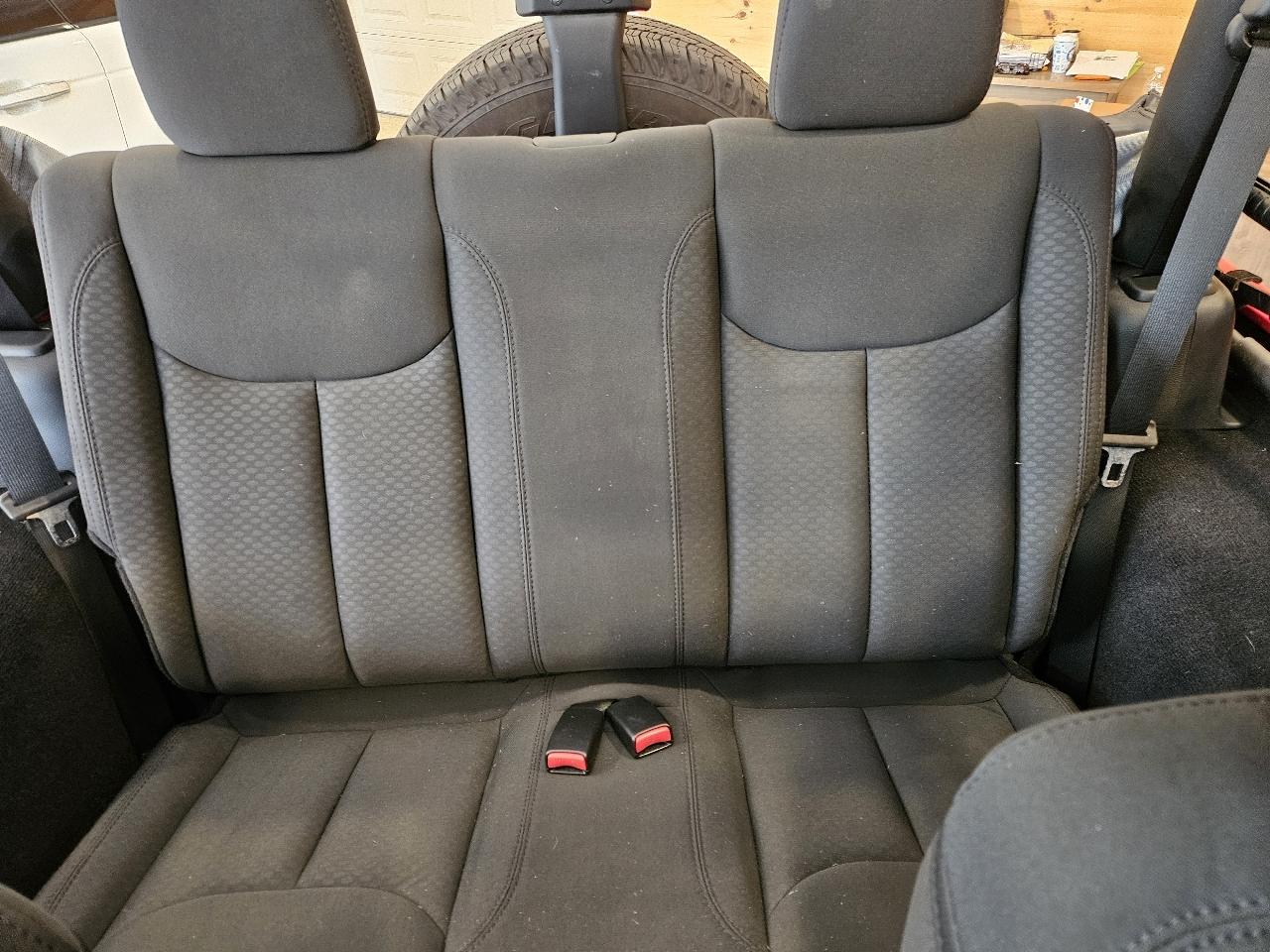 Jeep Wrangler Sport 4WD 2014