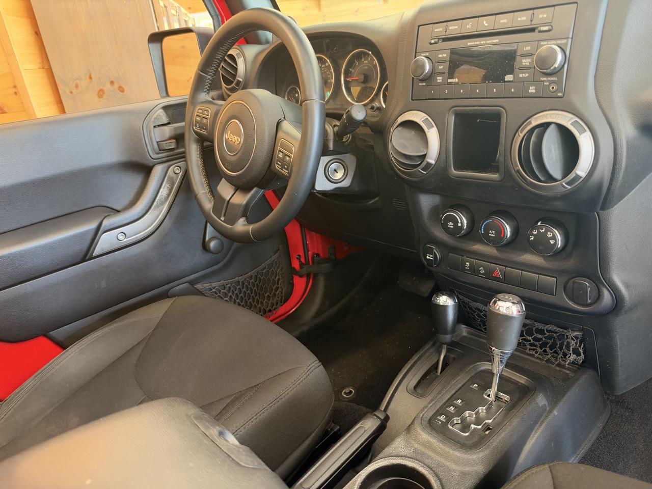 Jeep Wrangler Sport 4WD 2014