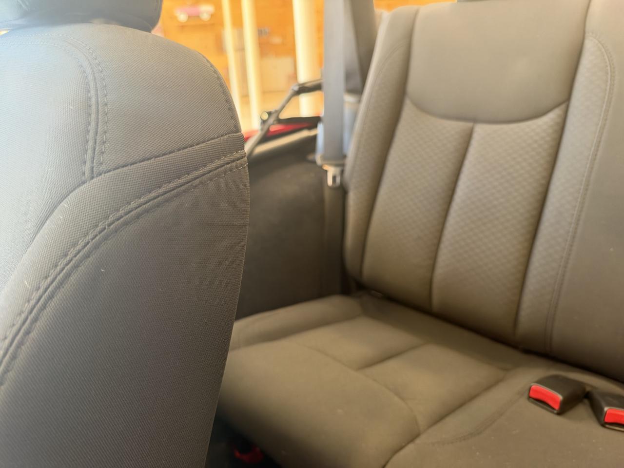 Jeep Wrangler Sport 4WD 2014