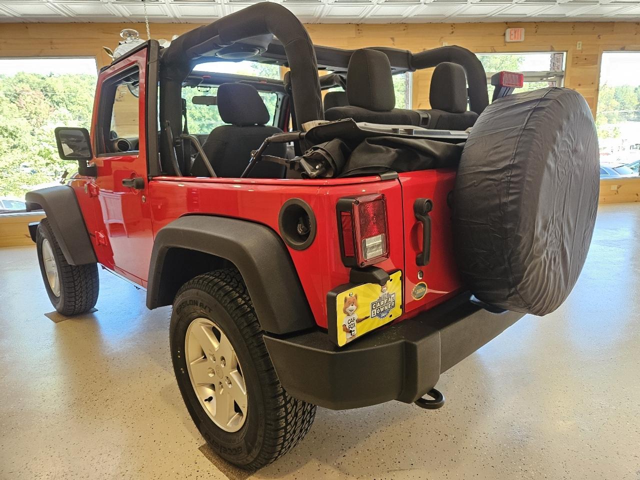 Jeep Wrangler Sport 4WD 2014