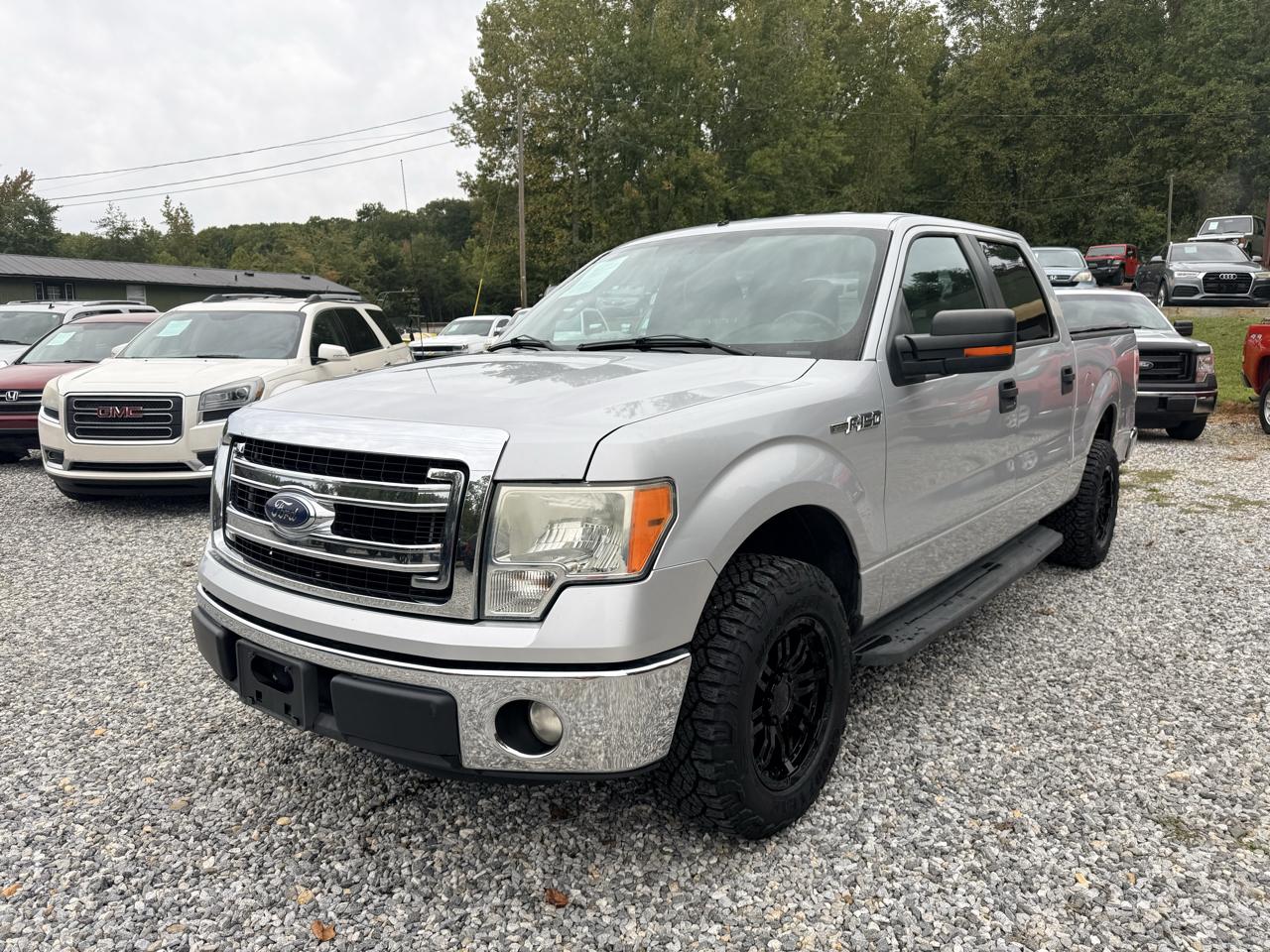 Ford F-150 XL SuperCrew 5.5-ft. Bed 2WD 2013