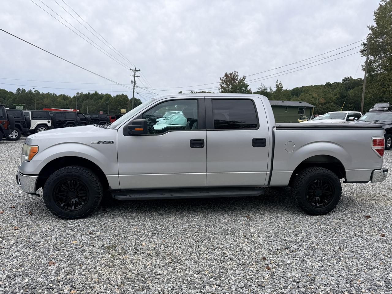Ford F-150 XL SuperCrew 5.5-ft. Bed 2WD 2013