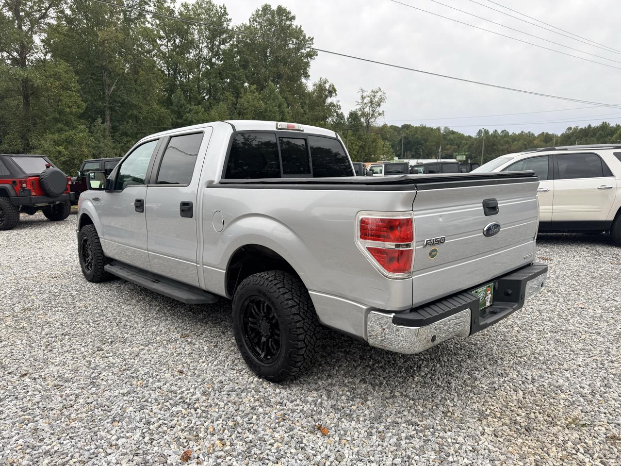 Ford F-150 XL SuperCrew 5.5-ft. Bed 2WD 2013