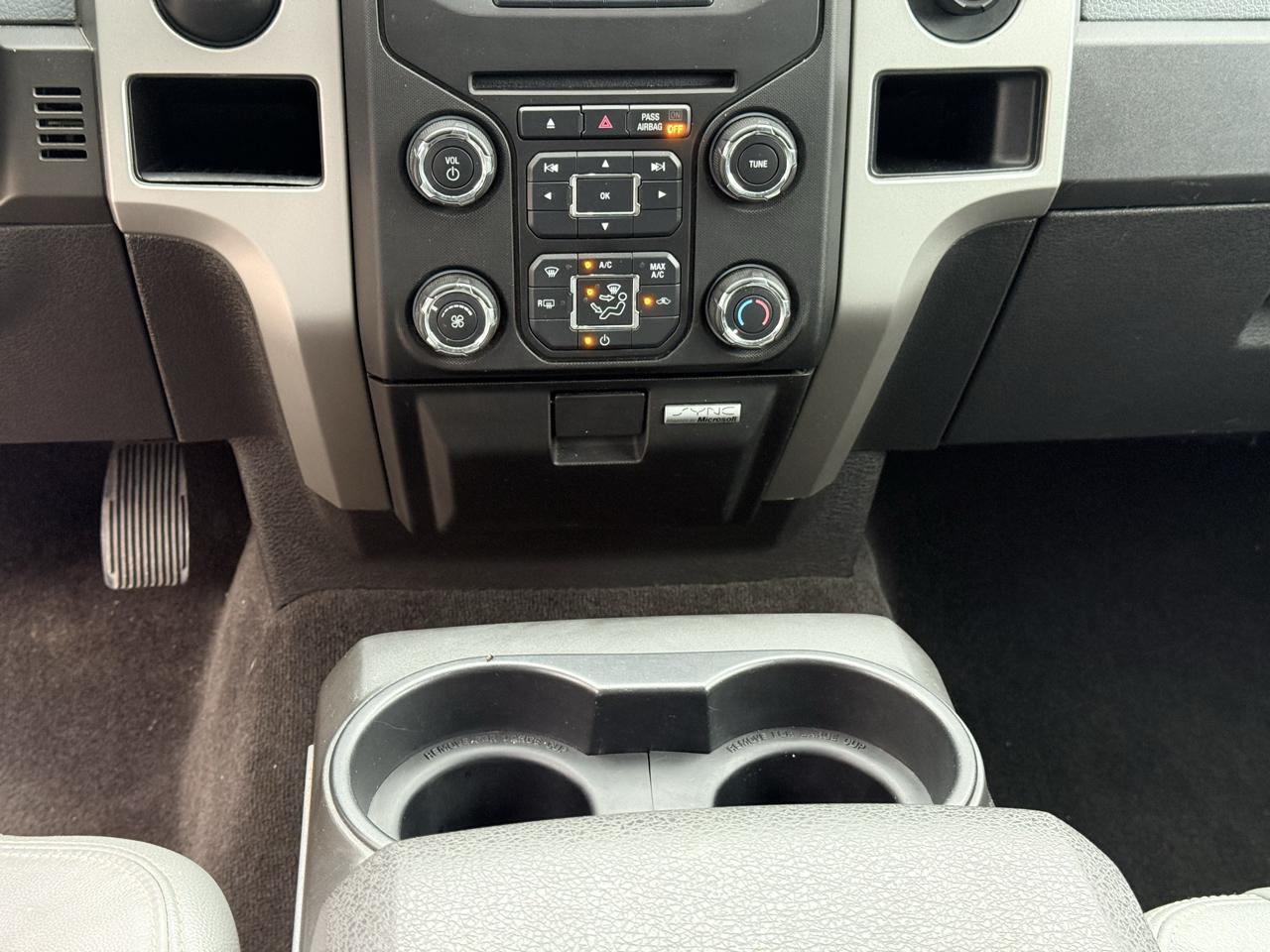 Ford F-150 XL SuperCrew 5.5-ft. Bed 2WD 2013