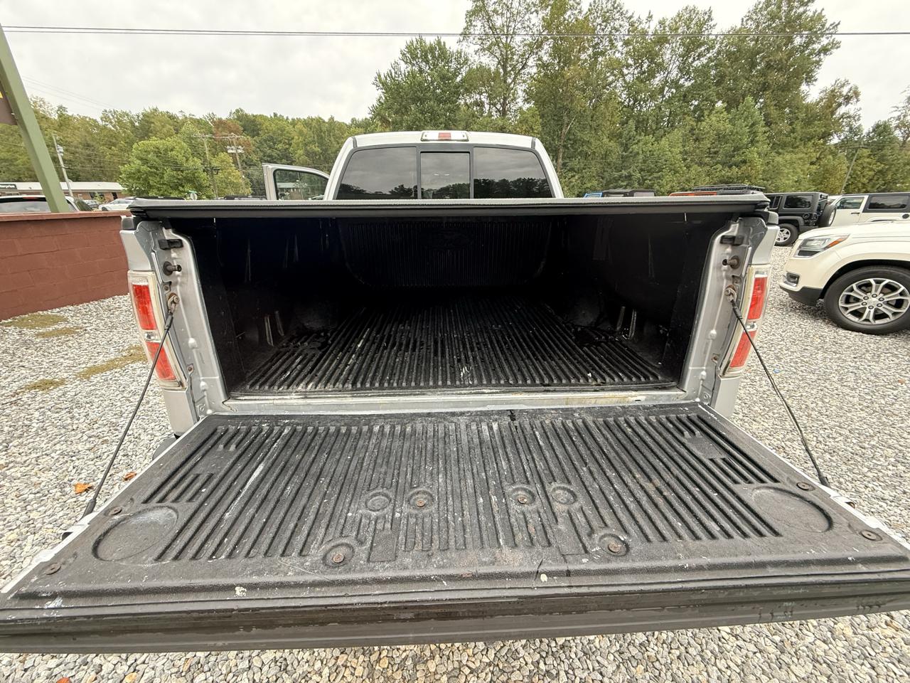 Ford F-150 XL SuperCrew 5.5-ft. Bed 2WD 2013