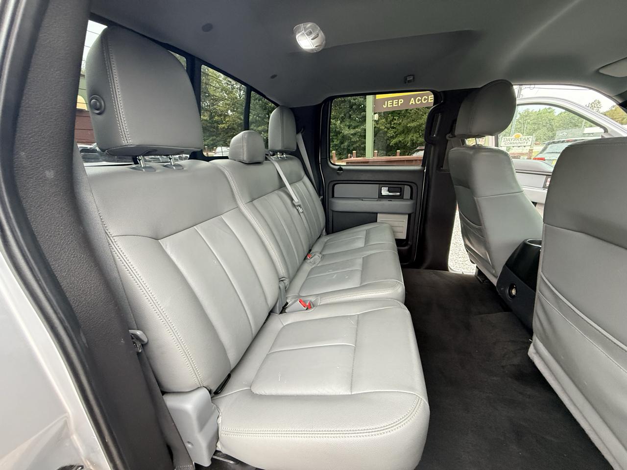 Ford F-150 XL SuperCrew 5.5-ft. Bed 2WD 2013