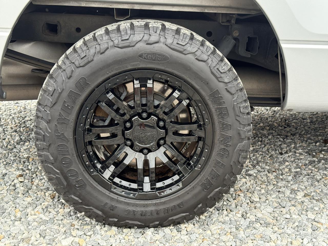 Ford F-150 XL SuperCrew 5.5-ft. Bed 2WD 2013