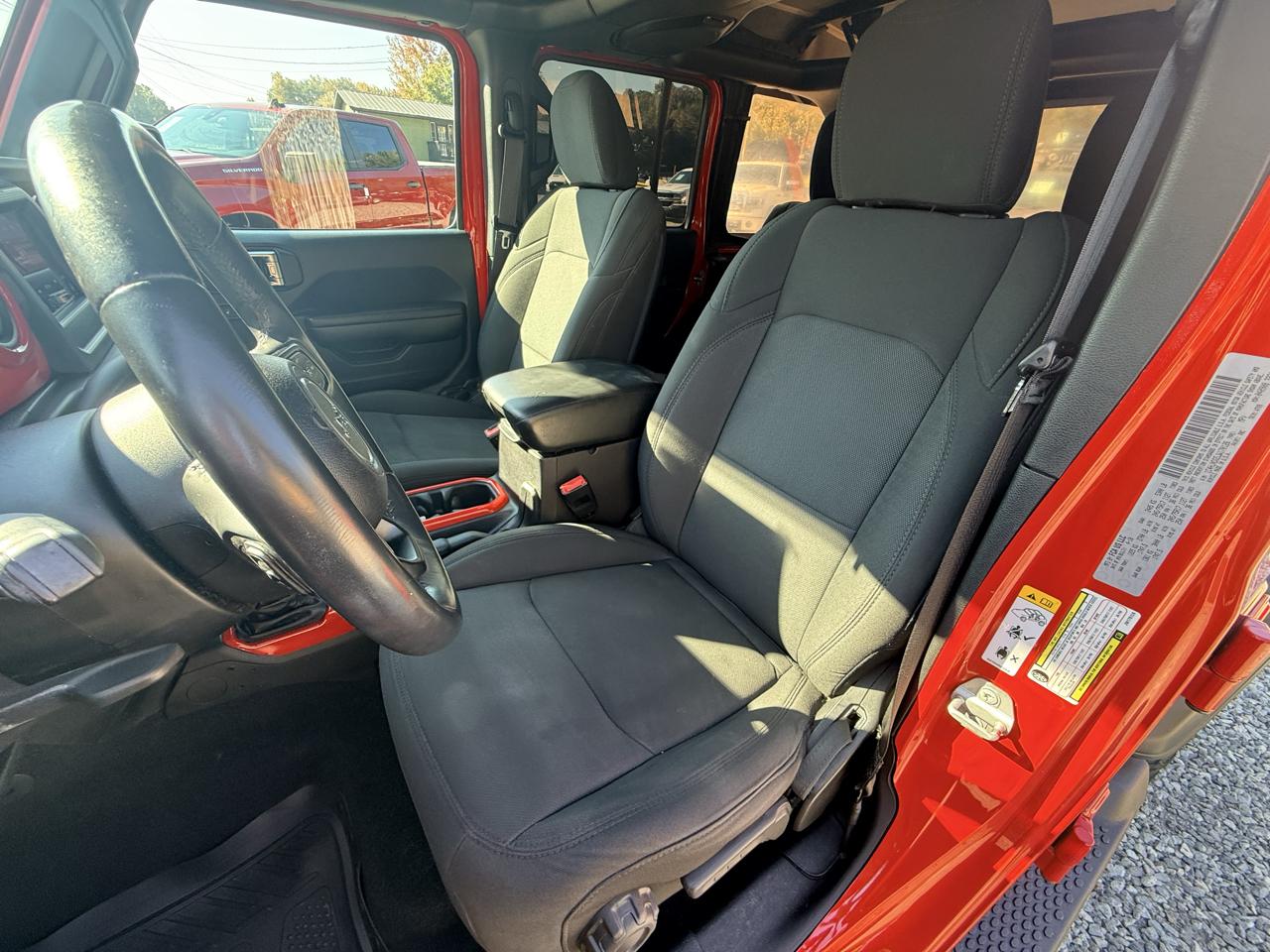 Jeep Wrangler Unlimited Sport 2018