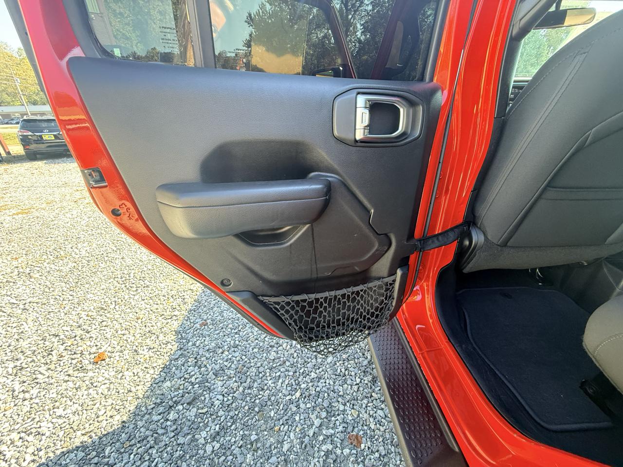 Jeep Wrangler Unlimited Sport 2018