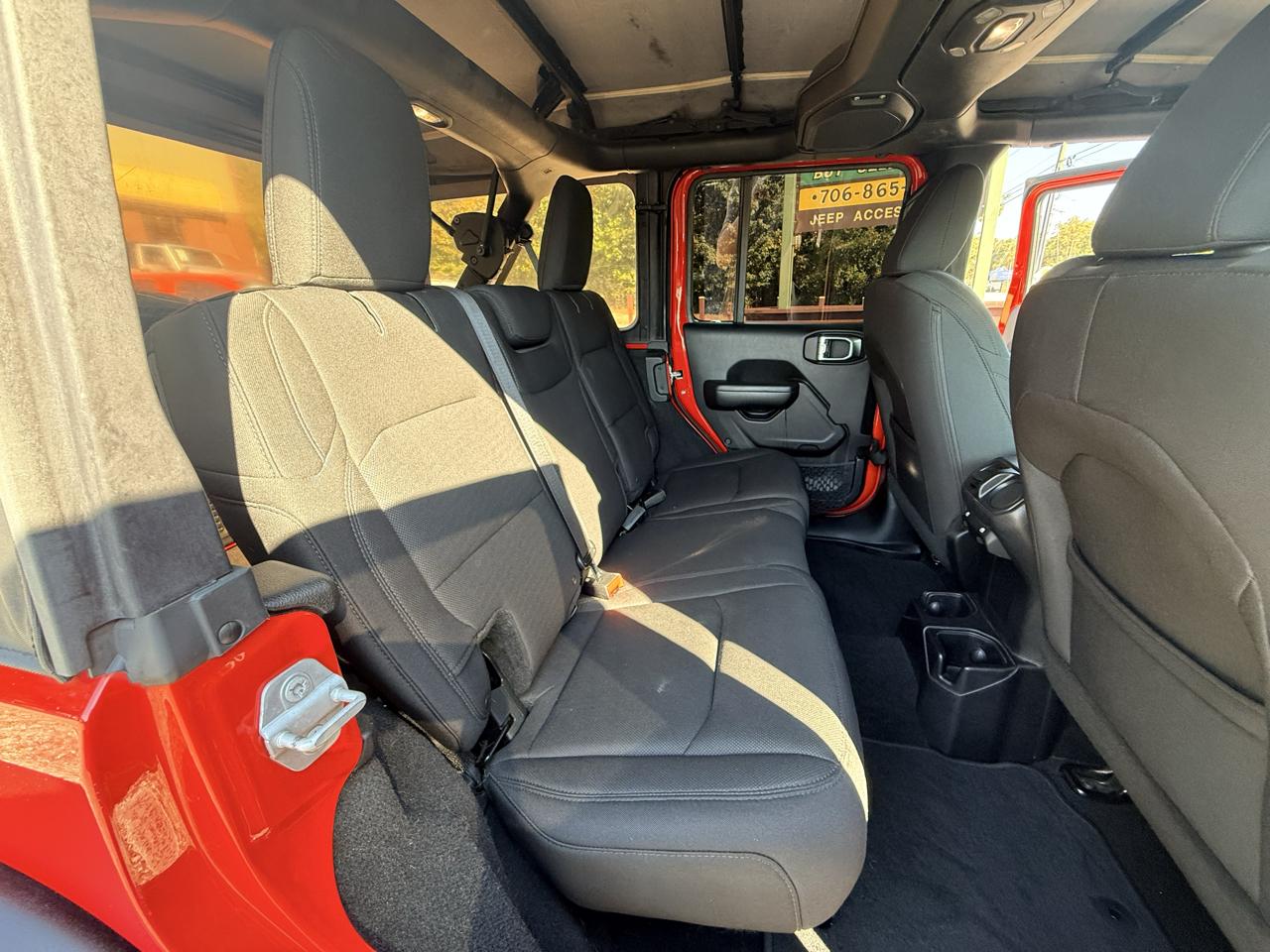 Jeep Wrangler Unlimited Sport 2018