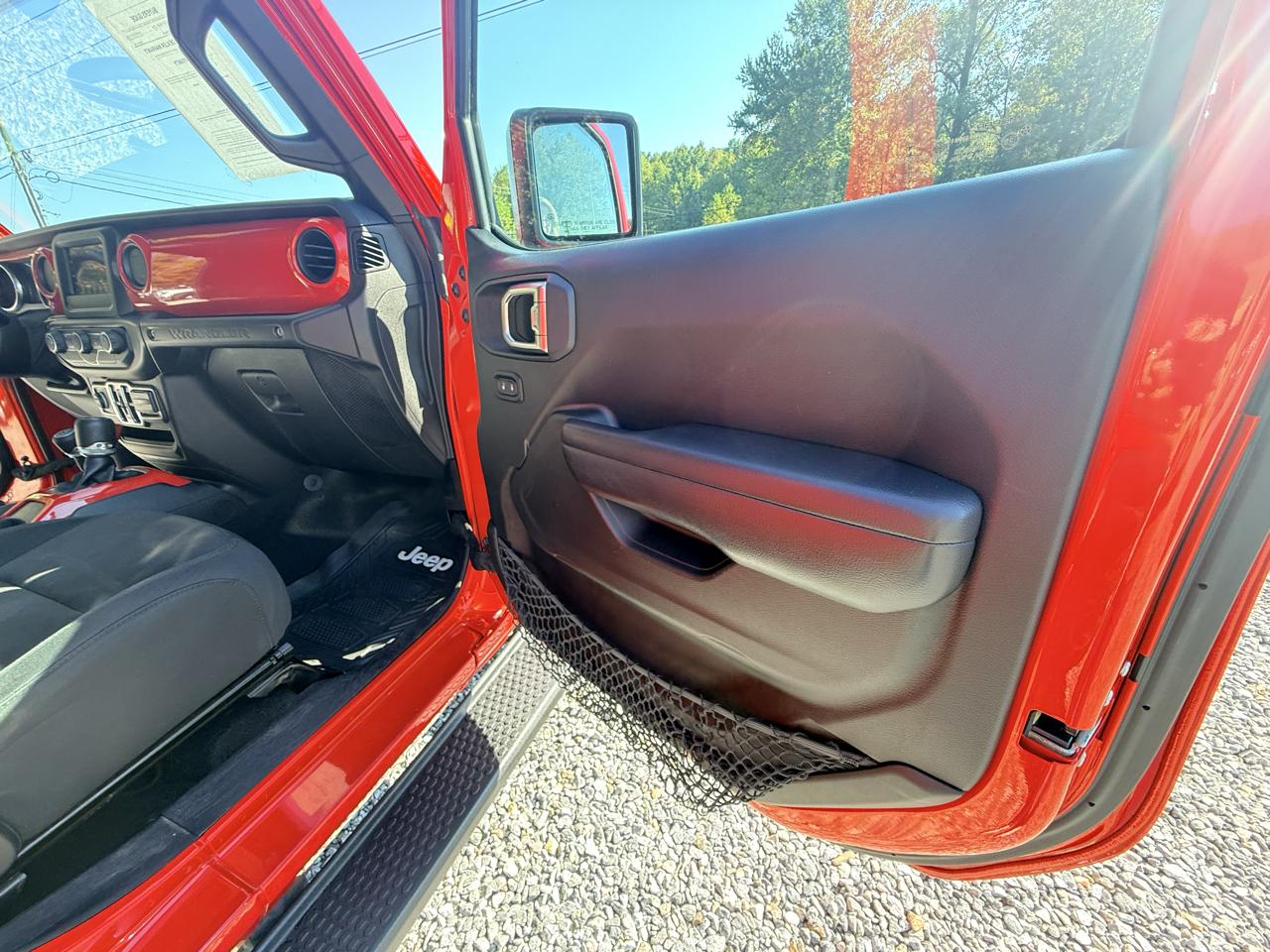 Jeep Wrangler Unlimited Sport 2018