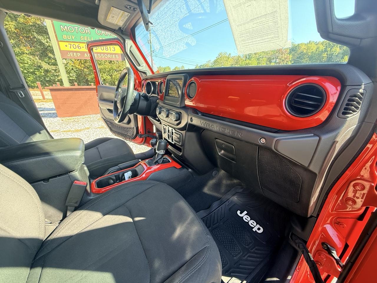 Jeep Wrangler Unlimited Sport 2018