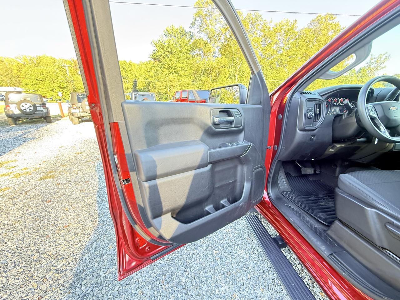 Chevrolet Silverado 1500 Custom Crew Cab Short Box 2WD 2021