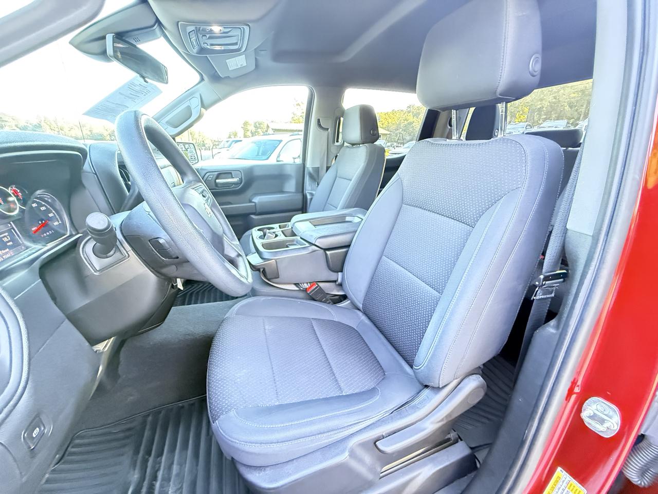 Chevrolet Silverado 1500 Custom Crew Cab Short Box 2WD 2021