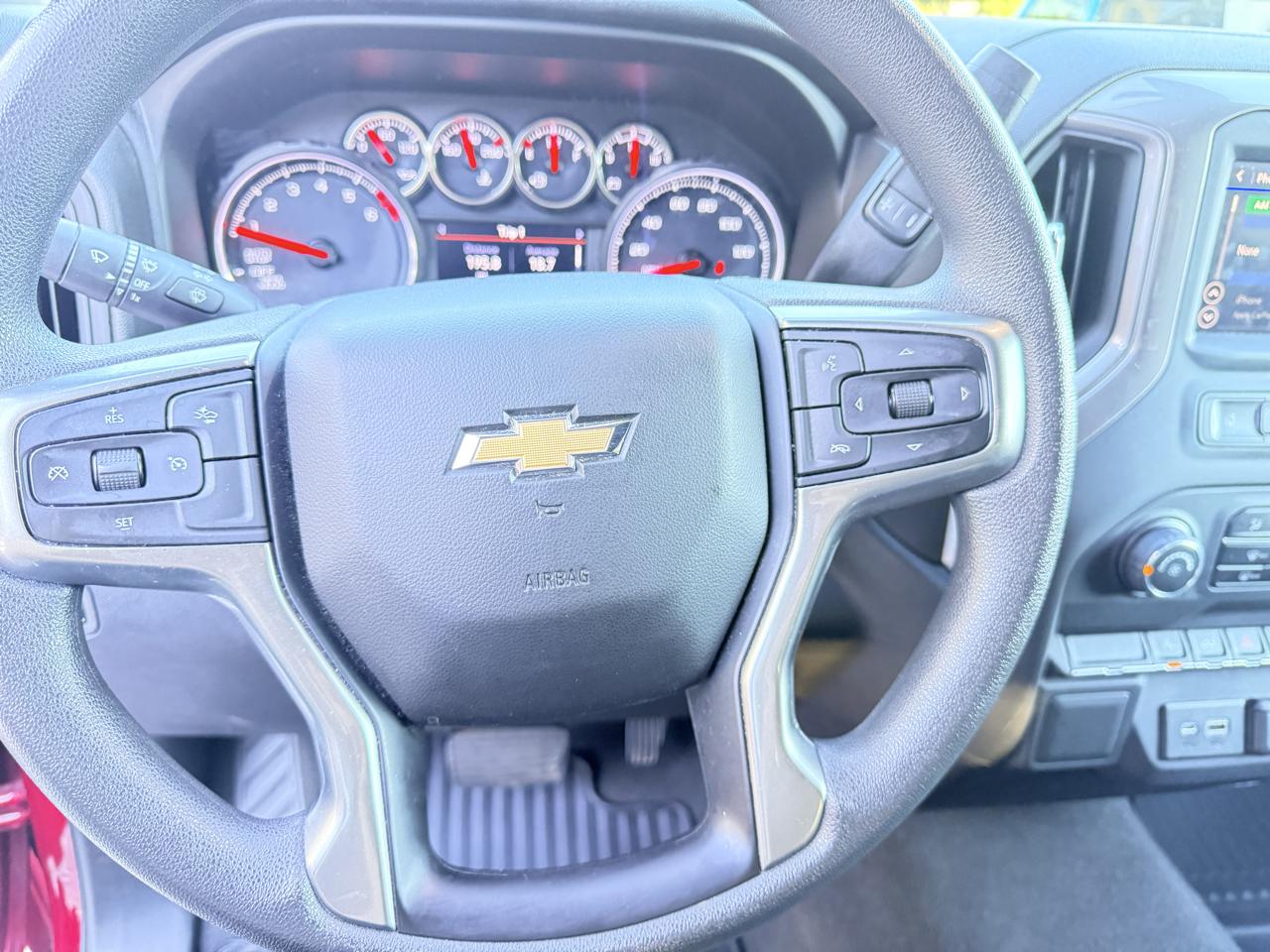 Chevrolet Silverado 1500 Custom Crew Cab Short Box 2WD 2021
