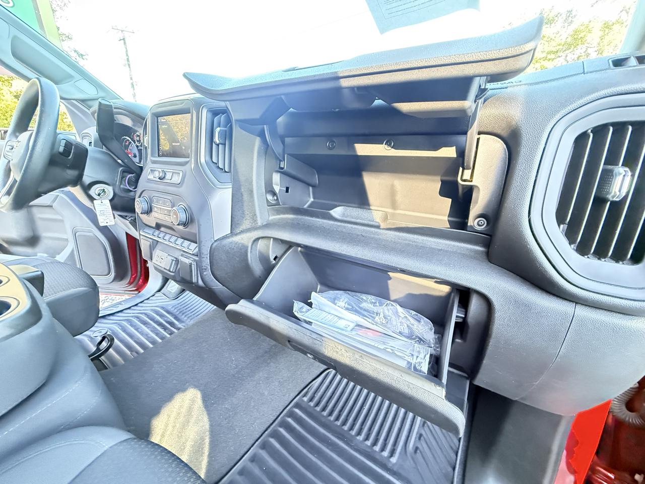 Chevrolet Silverado 1500 Custom Crew Cab Short Box 2WD 2021