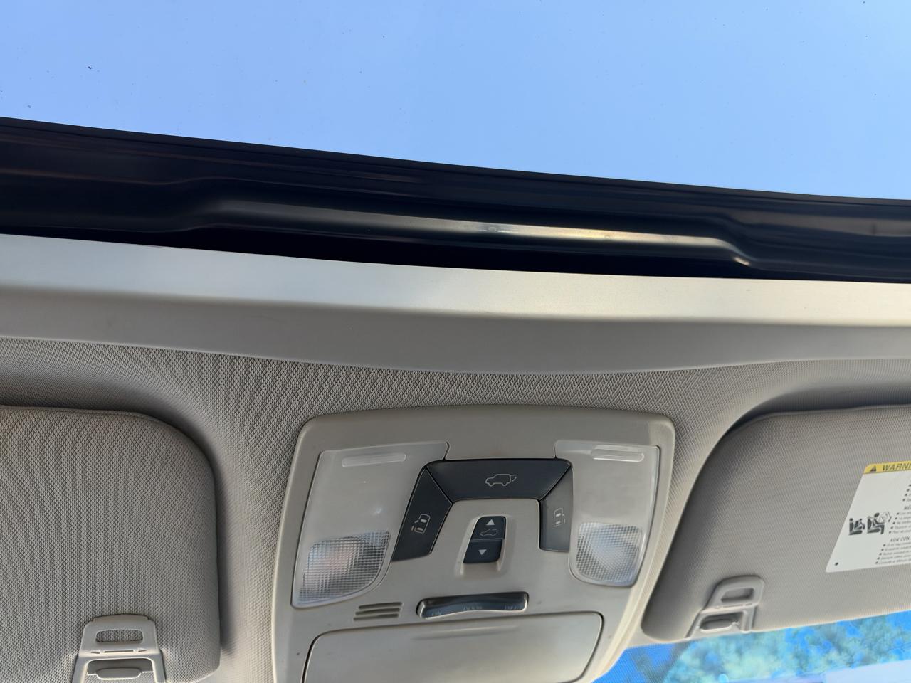 Toyota Sienna XLE FWD 8-Passenger V6 2015