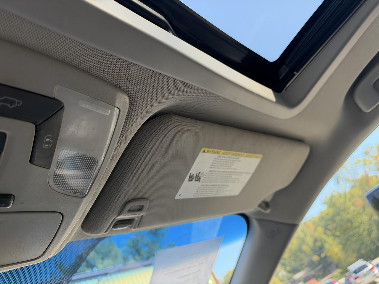 Toyota Sienna XLE FWD 8-Passenger V6 2015