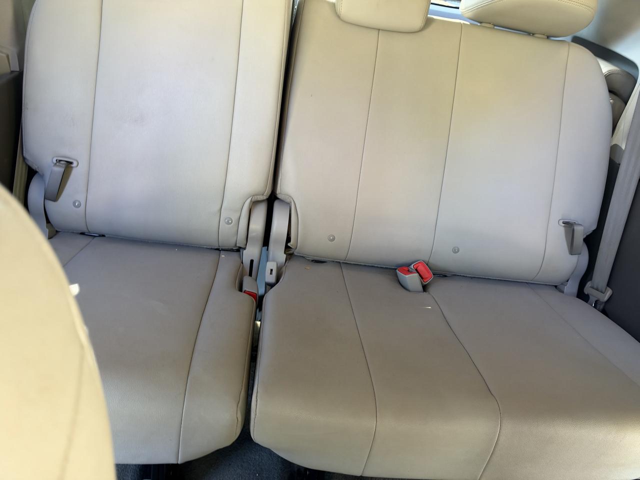 Toyota Sienna XLE FWD 8-Passenger V6 2015