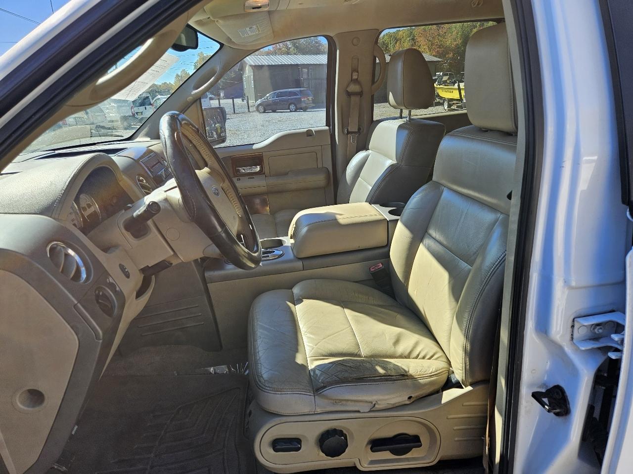 Ford F-150 Lariat SuperCrew 4WD 2005